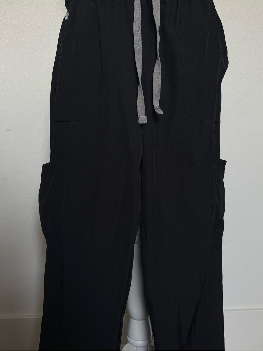 Women's Black Cargo Jogger scrub Pants with Drawstring Waist